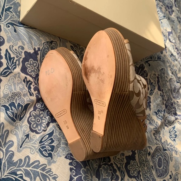 New Coach Signature Janet wedges shoes 10 - Picture 6 of 6